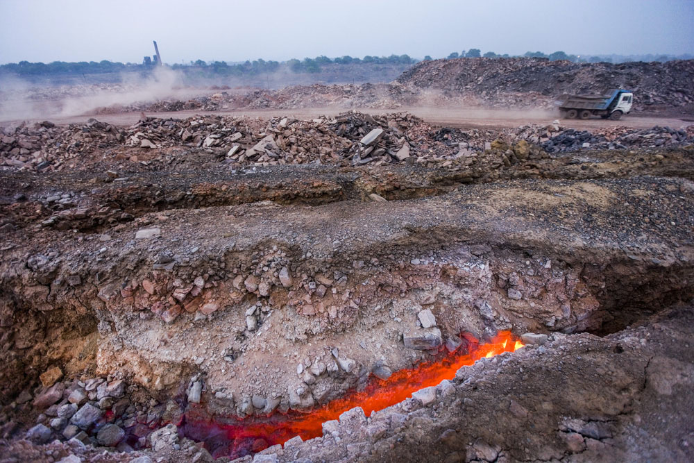 permanent burning coal bed, jharkand, india.
